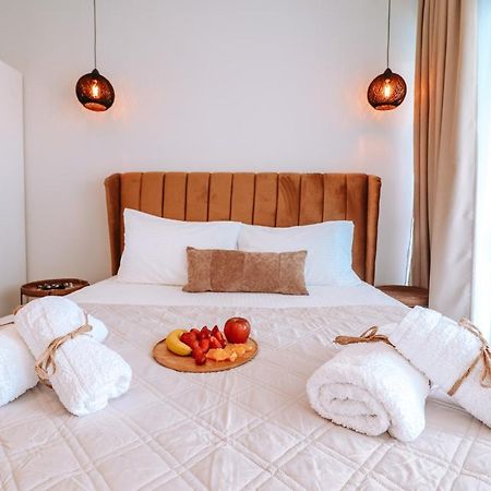 Sithon Diamond Suites 1 Nikiti  Bagian luar foto