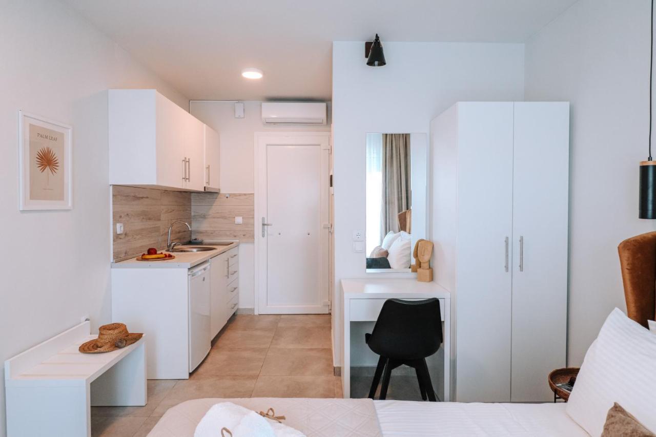 Sithon Diamond Suites 1 Nikiti  Bagian luar foto