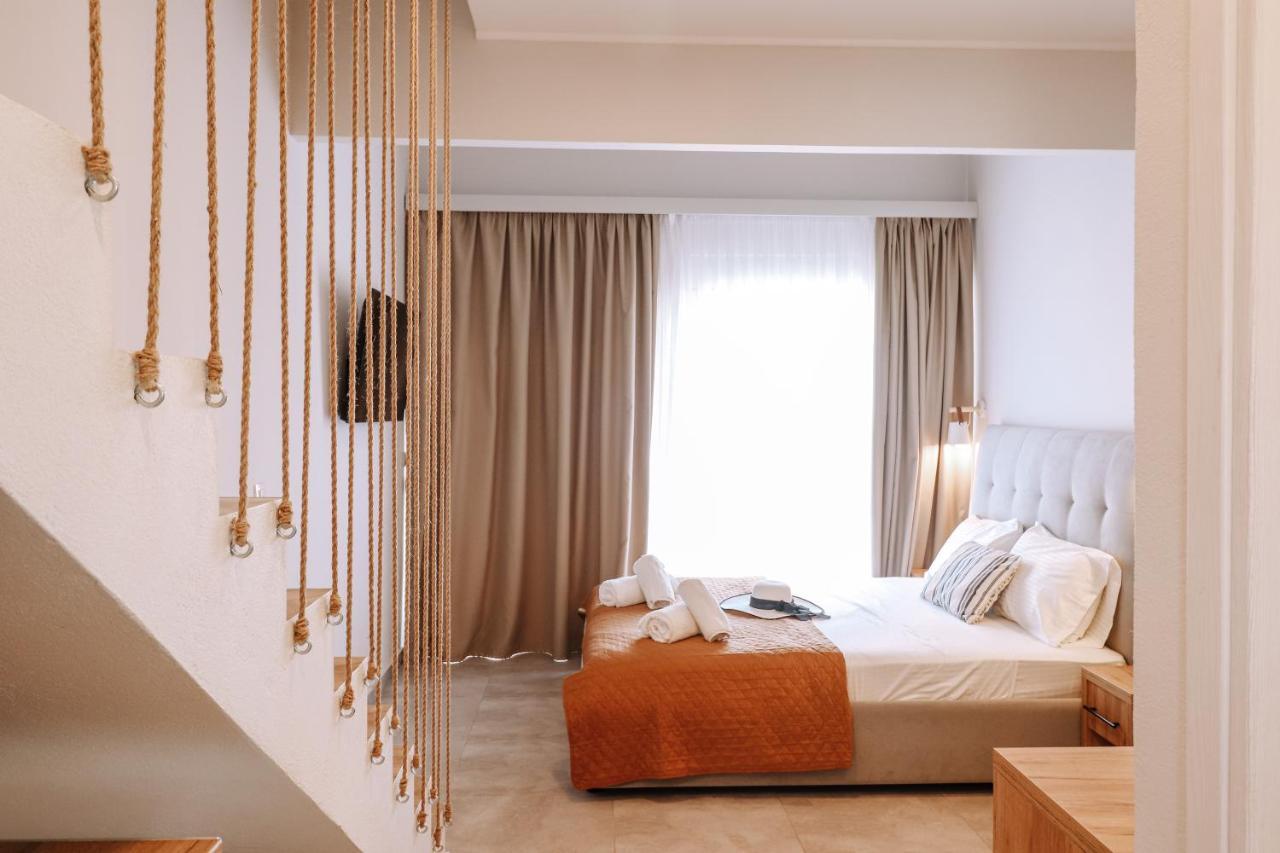 Sithon Diamond Suites 1 Nikiti  Bagian luar foto