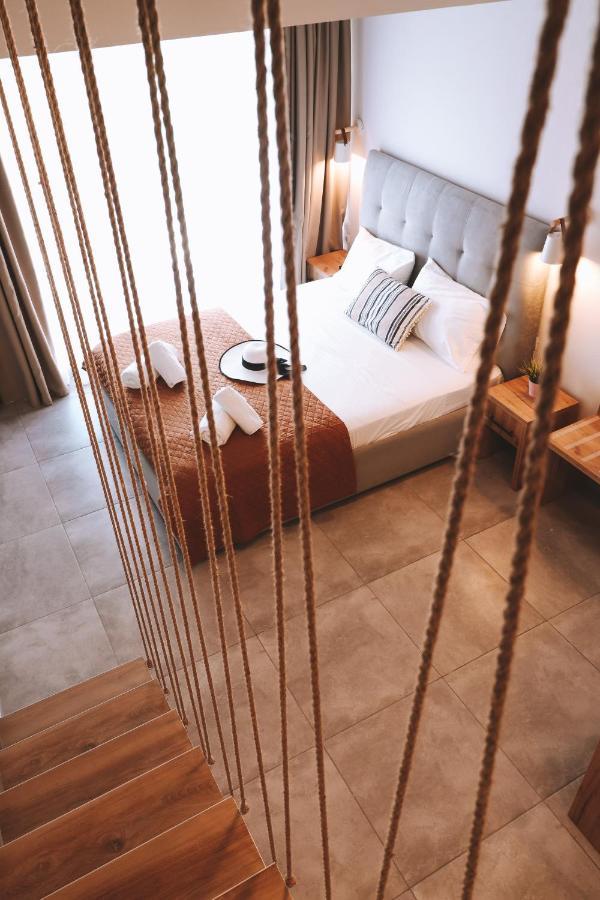 Sithon Diamond Suites 1 Nikiti  Bagian luar foto
