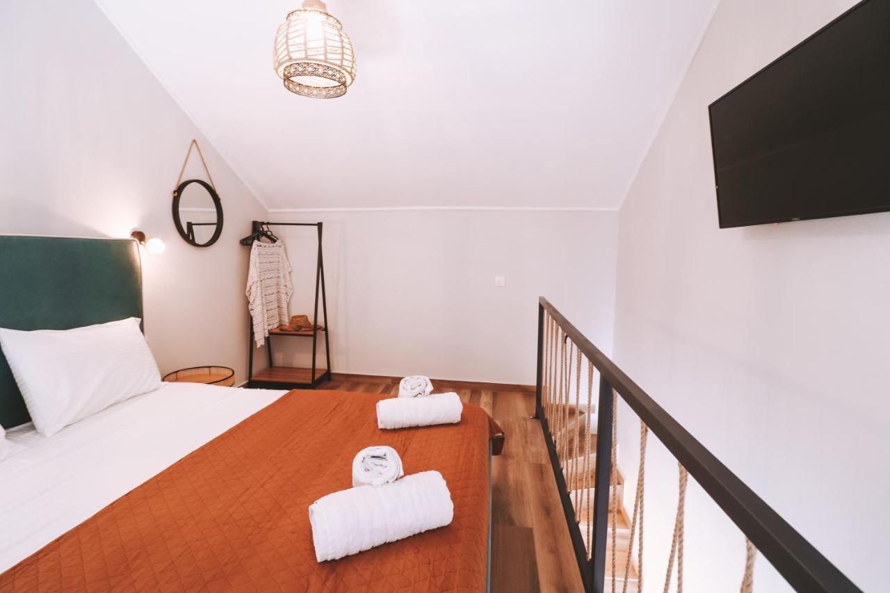 Sithon Diamond Suites 1 Nikiti  Bagian luar foto